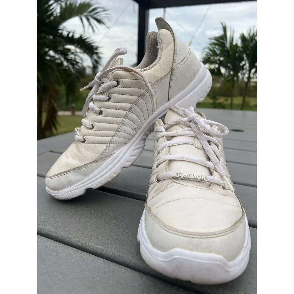 Reebok Men Cream Walking Sneakers Size 10.5